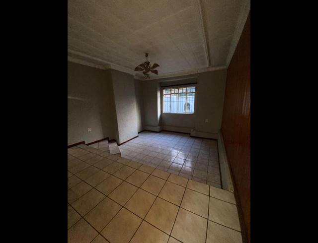 3 BEDROOM PROPERTY TO RENT IN BEZUIDENHOUT VALLEY